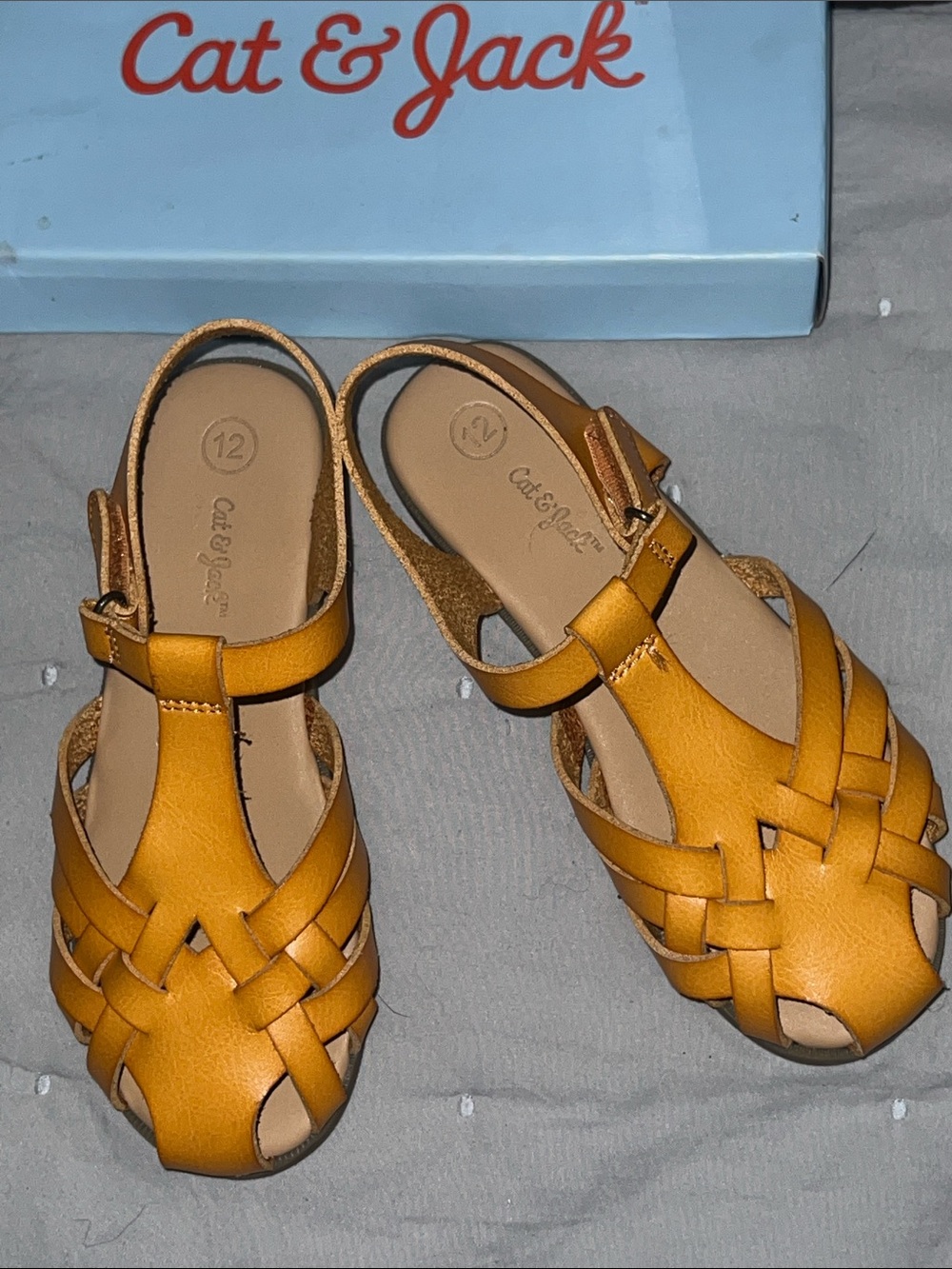 New! 🦄 Cat & Jack Sandals